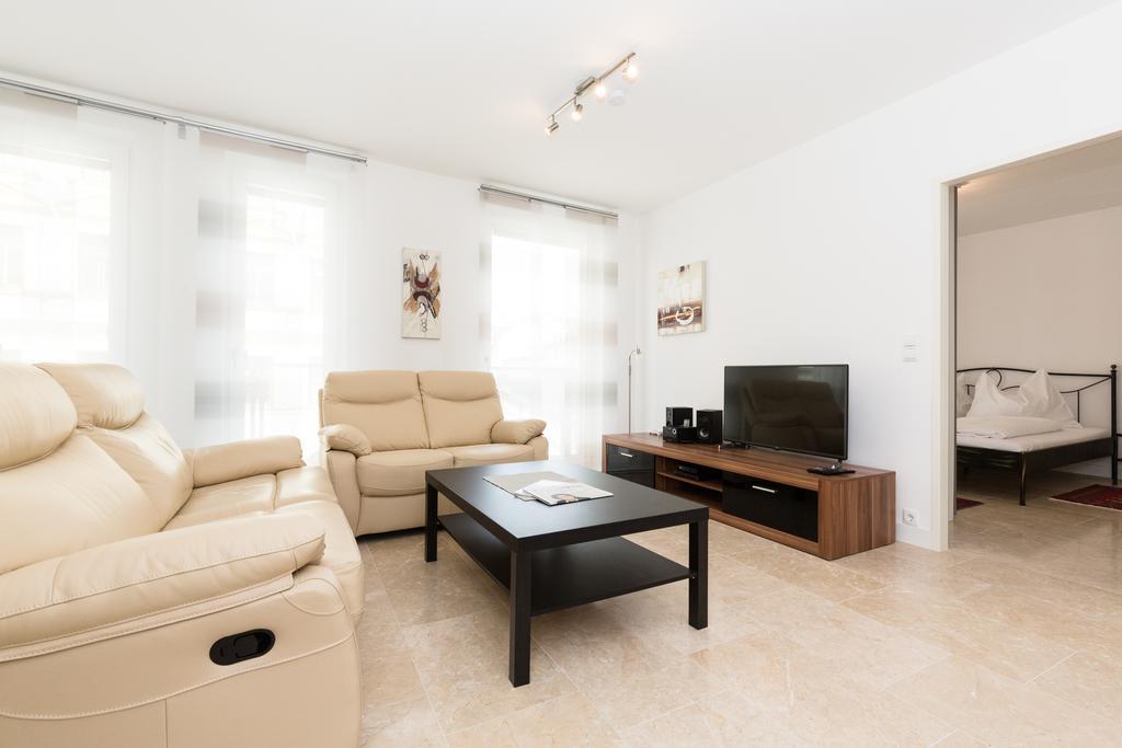 Rafael Kaiser - Paros Apartment - Contactless 24H Check-In Βιέννη Εξωτερικό φωτογραφία
