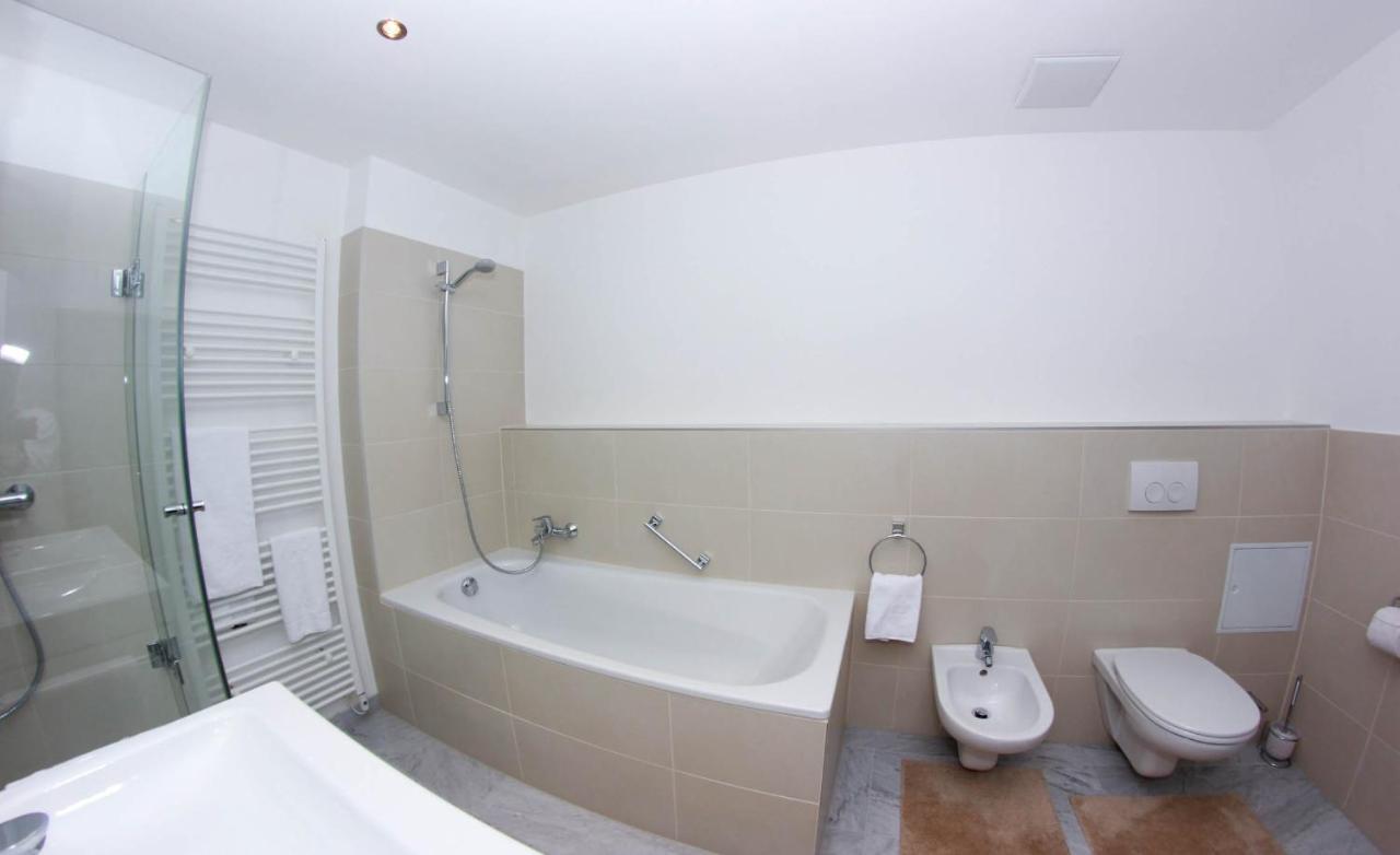Rafael Kaiser - Paros Apartment - Contactless 24H Check-In Βιέννη Εξωτερικό φωτογραφία